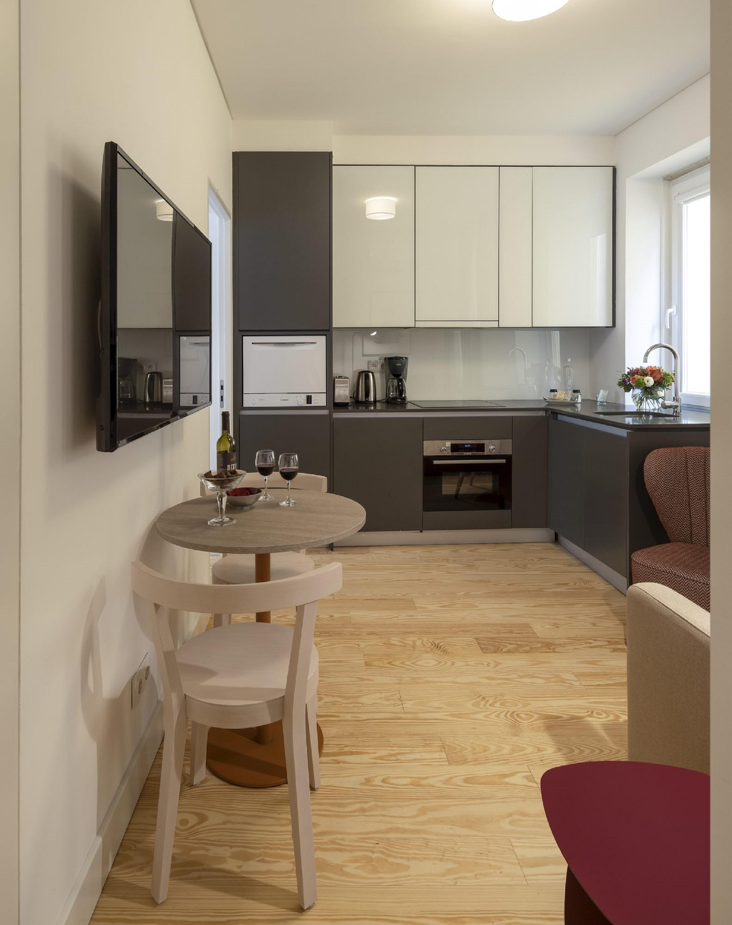 Serviced - Santos Apartment